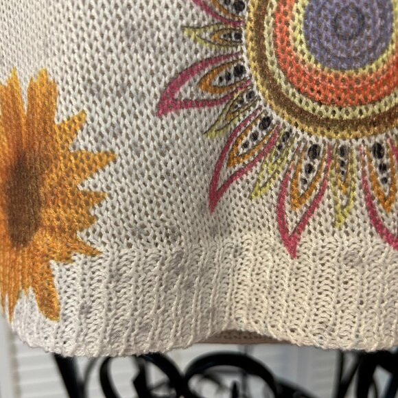 Pretty Colourful Lightweigh Sweater: Size S - Picture 5 of 12